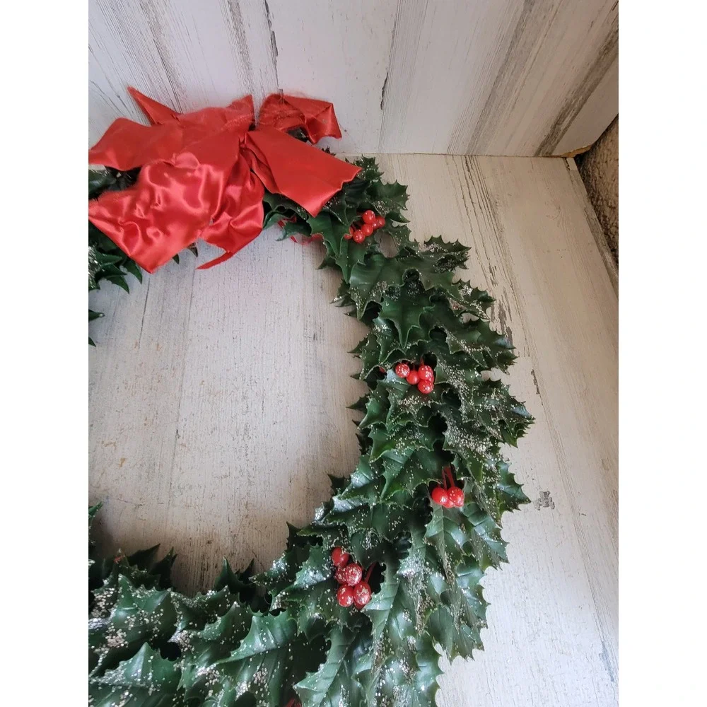 Vintage plastic faux wreath glitter Holly red bow Xmas hanging home decor unique